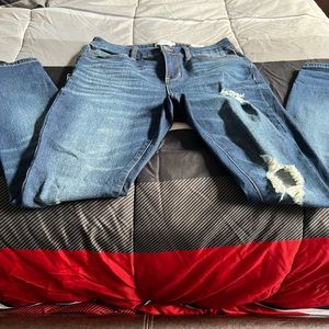True craft destroyed jeans